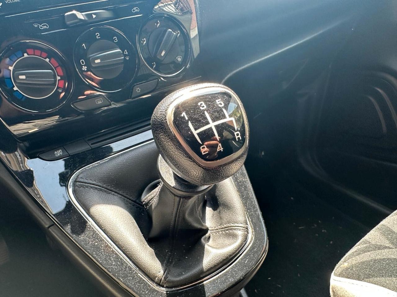 Lancia Ypsilon 1.2 69 CV 5 porte GPL Ecochic Gold