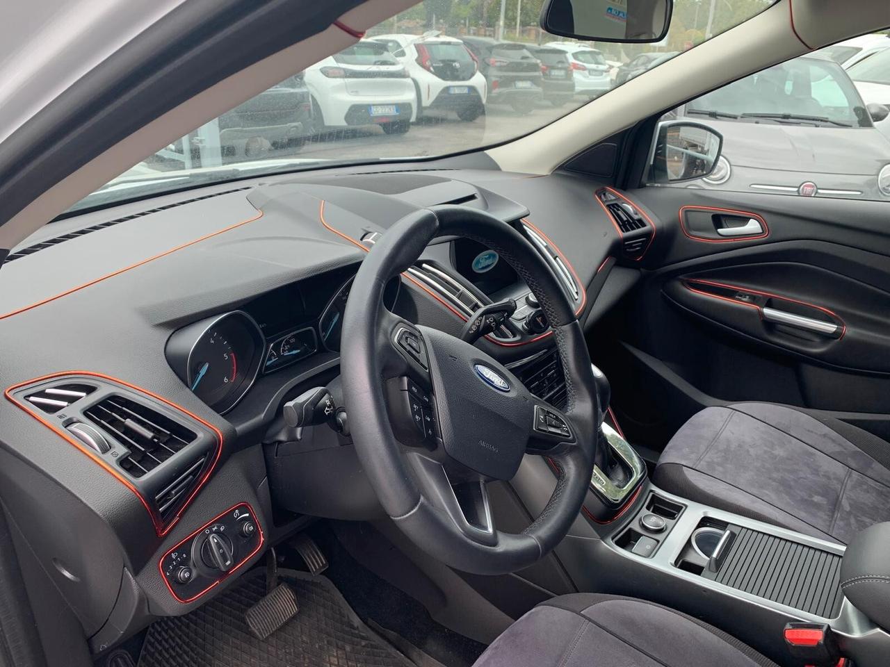 Ford Kuga 2.0 TDCI 120 CV S&S 2WD Powershift Business