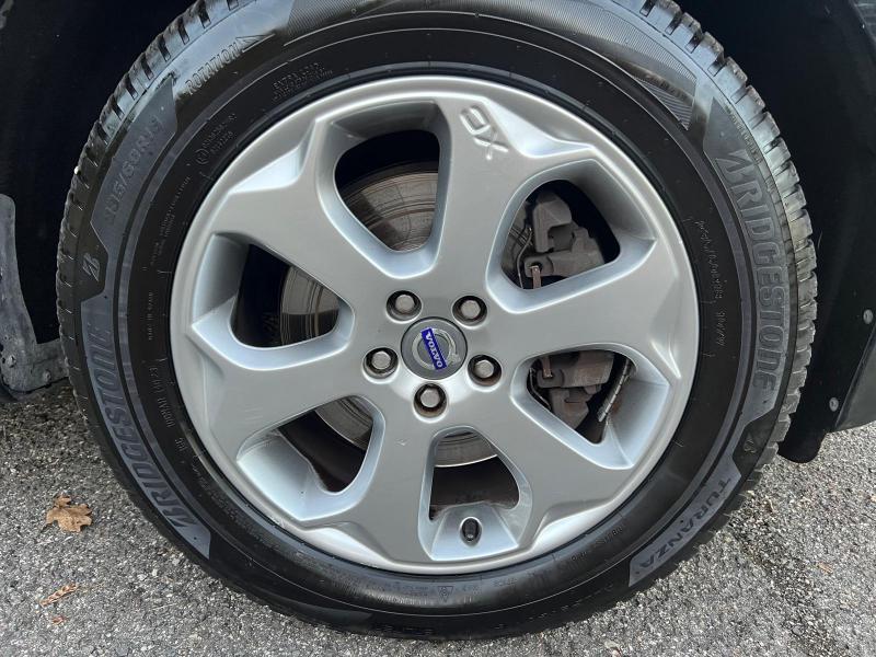 Volvo XC60 2.4d Momentum fwd 175cv auto