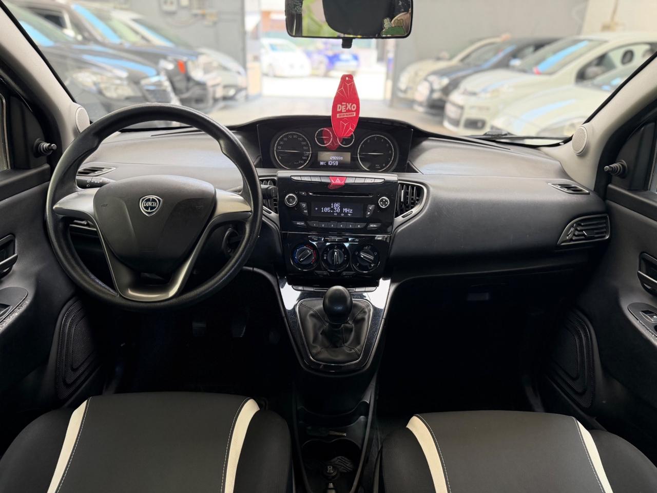 Lancia Ypsilon 1.2 69 CV 5 porte Gold
