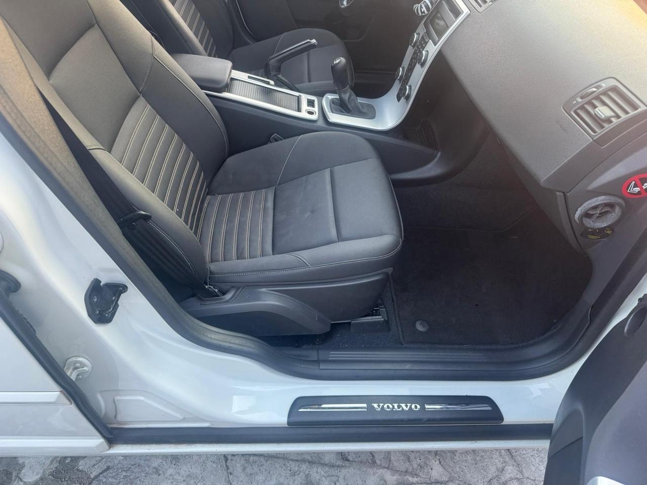 Volvo V50 D2 R-design(problema iniettore)