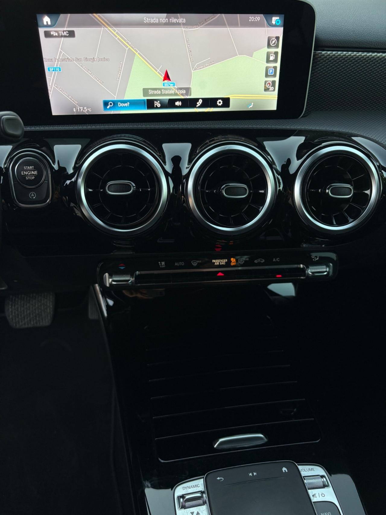 Mercedes-benz A 180 d Automatic Premium