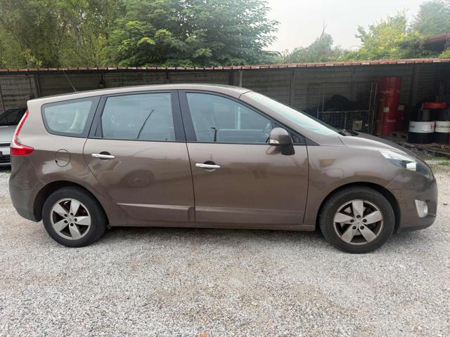 RENAULT Scenic 7posti 1.5 dCi 110CV senza nessun lavoro da fare