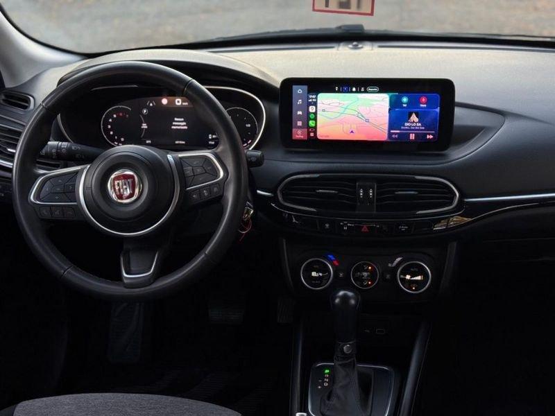 FIAT Tipo 1.5 Hybrid DCT 5 porte Cross
