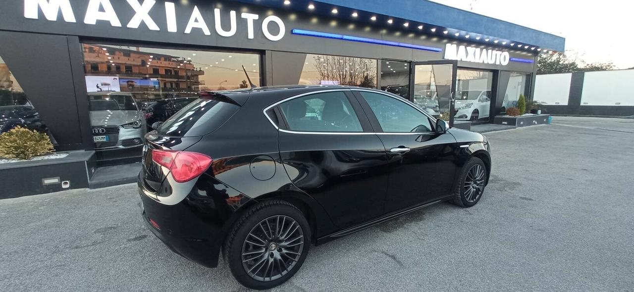 Alfa Romeo Giulietta 1.6 JTDm-2 Distinctive