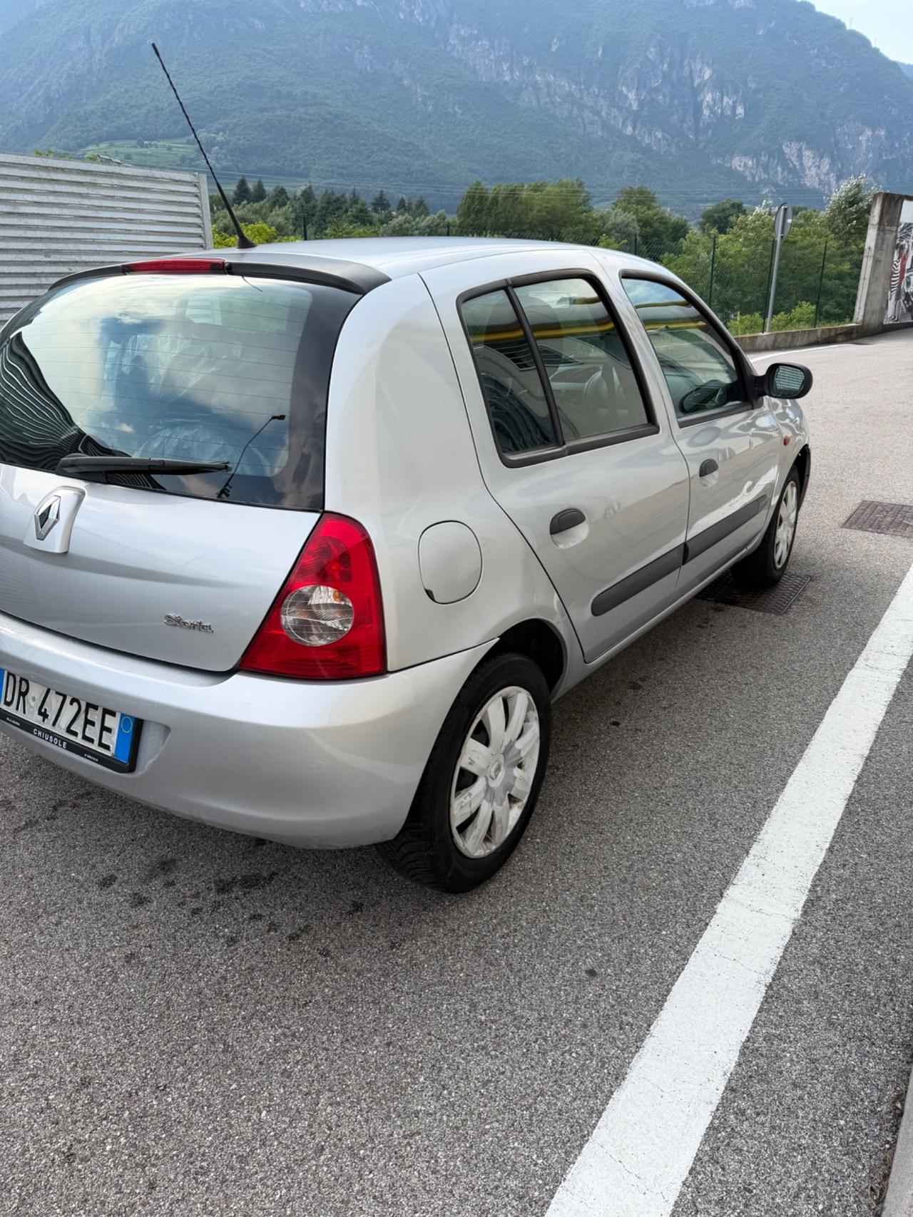 Renault Clio Storia 1.2 5 porte Dynamique
