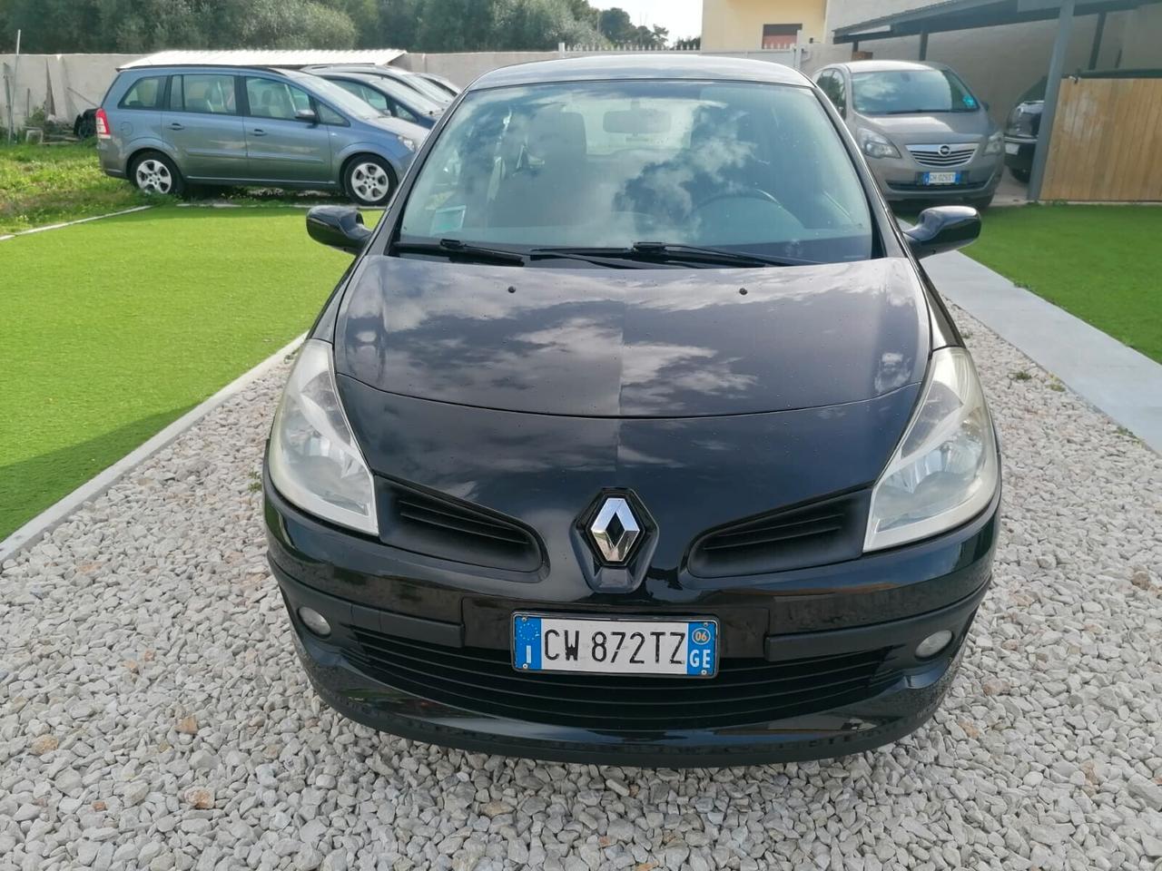 Renault Clio 1.2 16V 3 porte Confort