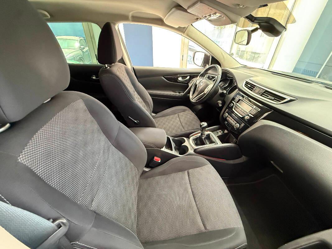 Nissan Qashqai NISSAN QASHQAI 1.5 dci Visia 110cv