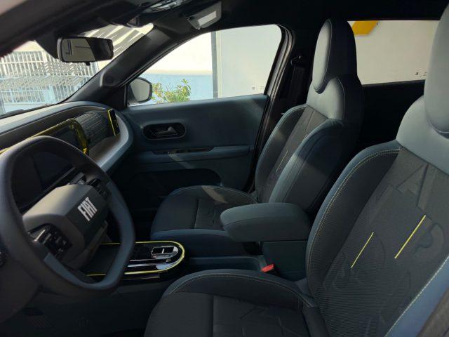 FIAT Grande Panda 1.2 Hybrid 110 CV S&S Icon tua da ?239,00 mensili