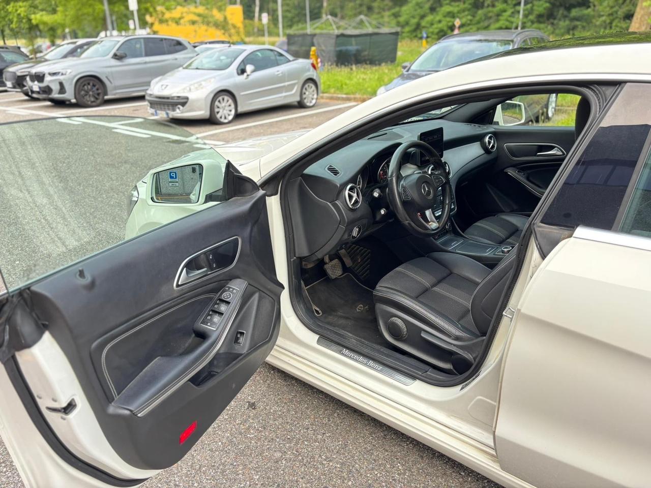Mercedes-benz CLA 200 CLA 200 d Automatic Premium