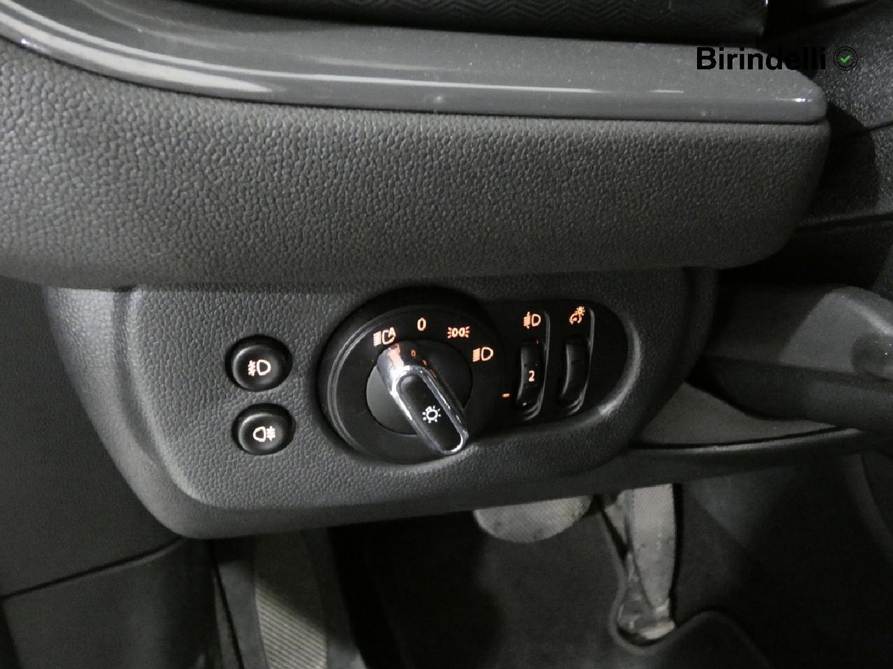 MINI Mini Clubman (F54) - Mini 2.0 Cooper D Mayfair Edition Clubman