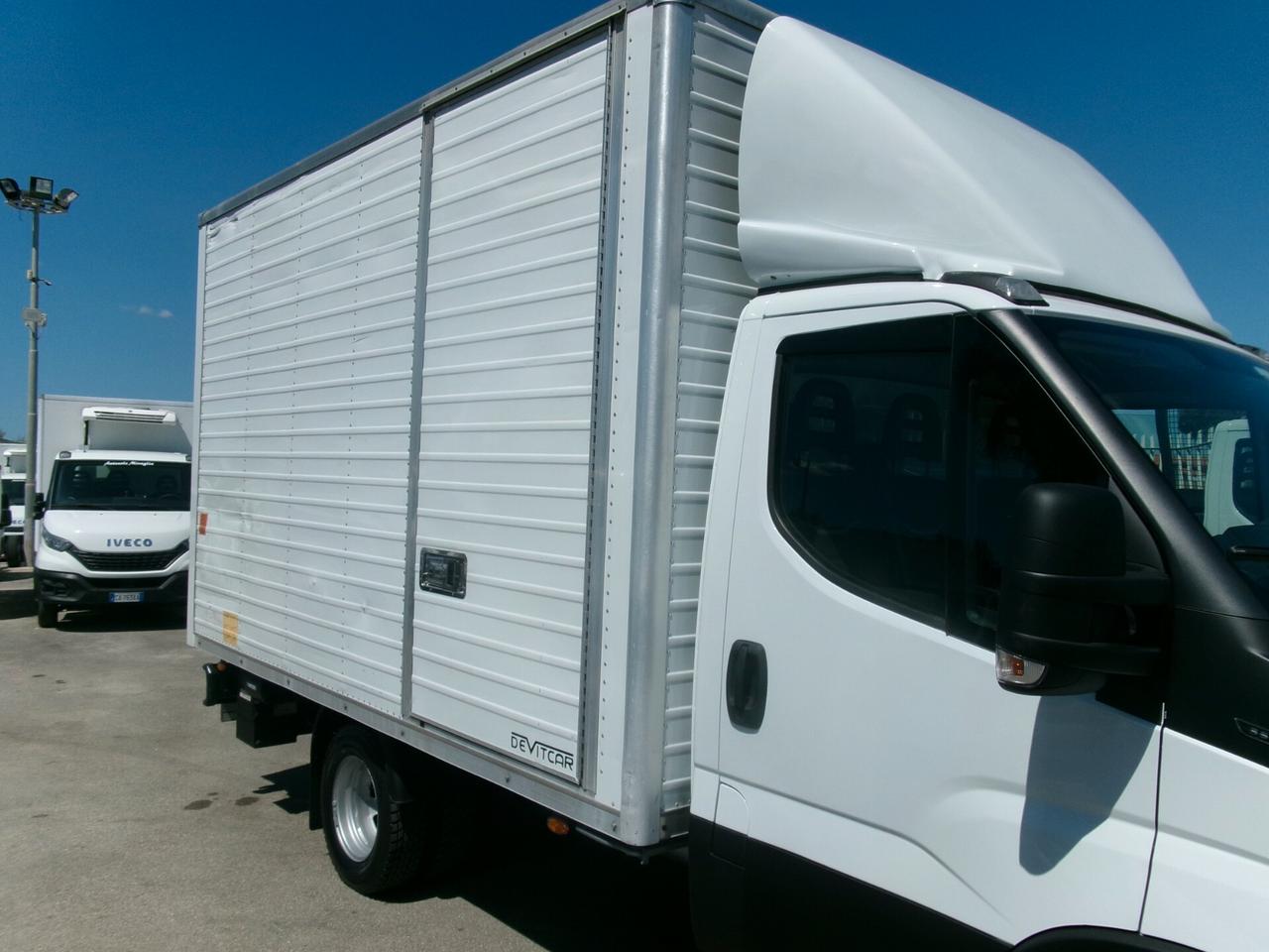 Iveco Daily 35C14 2.3 140CV E6D BOX+PEDANA PASSO 3450 7 PEDANE