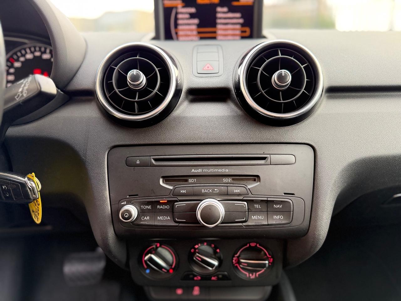 Audi A1 SPB 1.6 TDI Ambition CAMBIO AUTOMATICO IDEALE X NEOPATENTATI