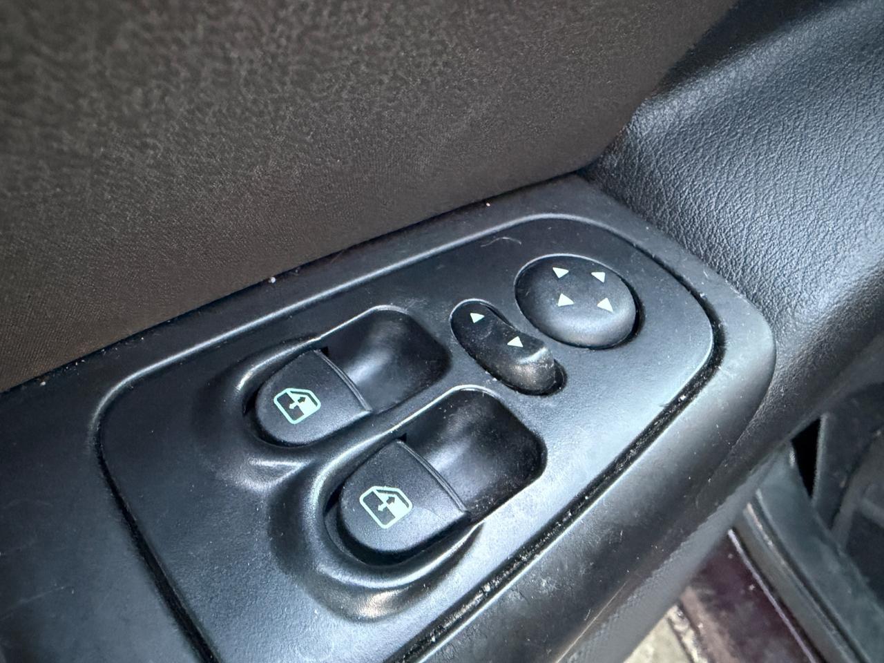 LANCIA YPSILON ECOCHIC 1.4 BENZ-GPL 2033 EURO4