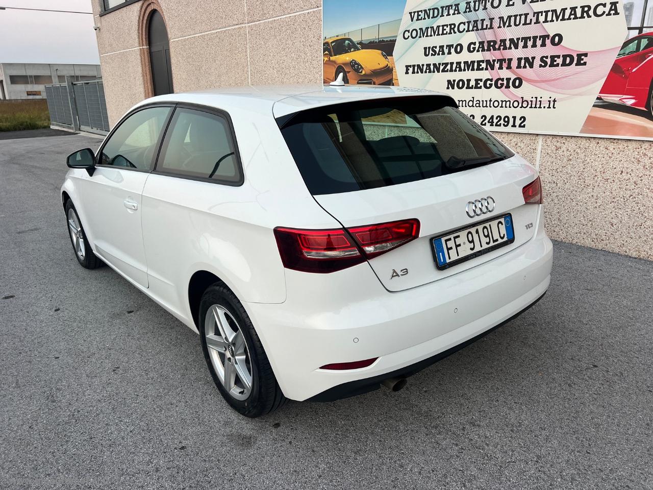 AUDI A3 1.6 TDI Business 3 PORTE LED NAVI