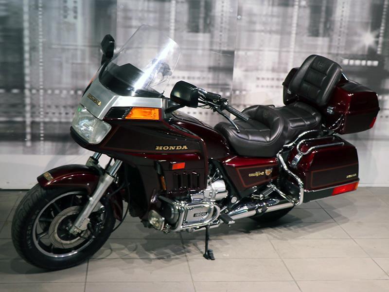 Honda GL 1200 Gold Wing Aspencade