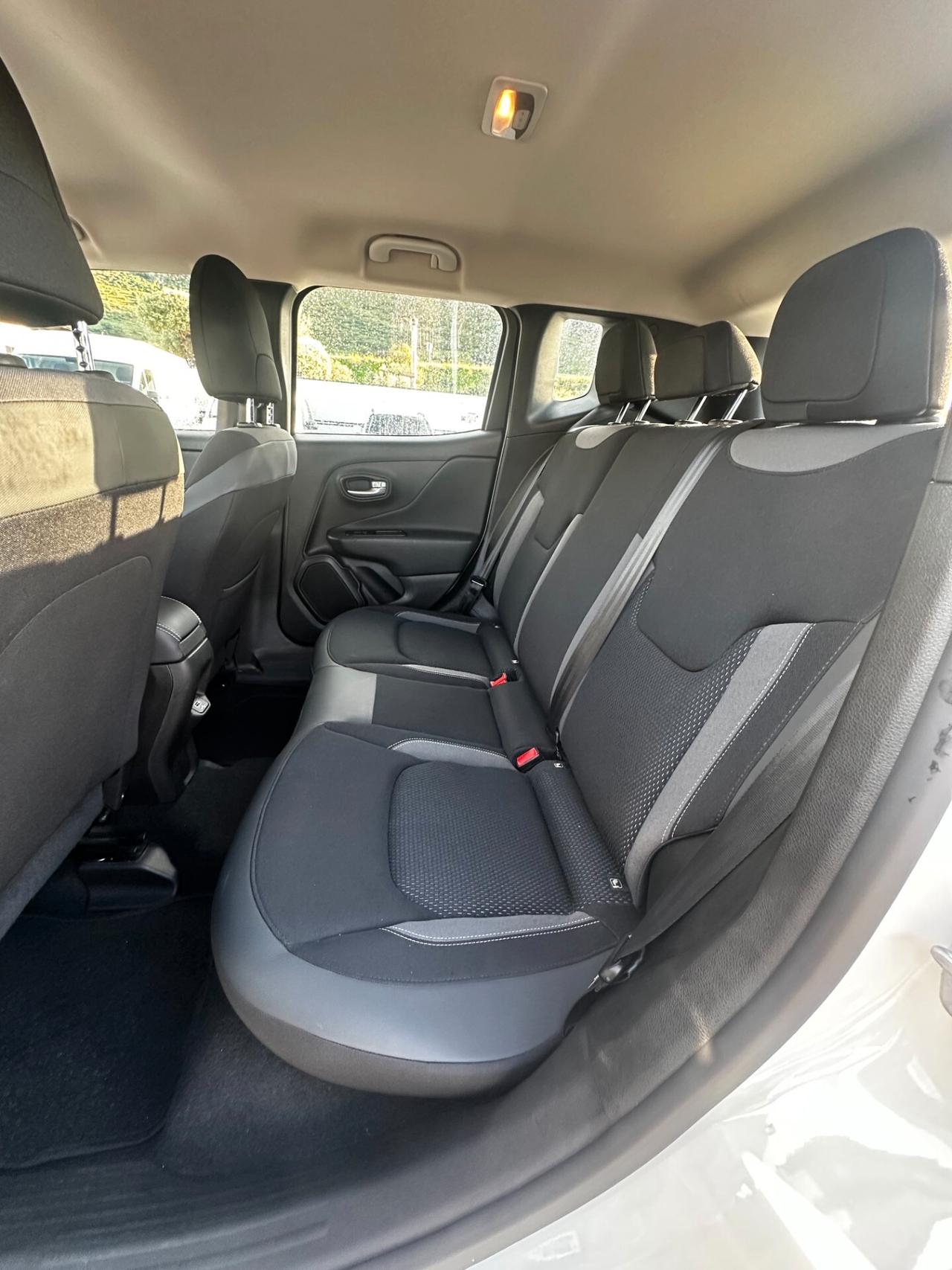 Jeep Renegade 1.5 Turbo T4 MHEV Limited