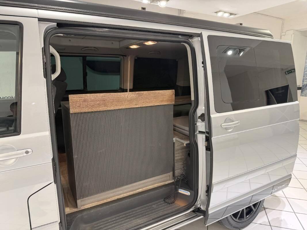 Volkswagen Multivan Multivan 2.5 tdi Highline 174cv