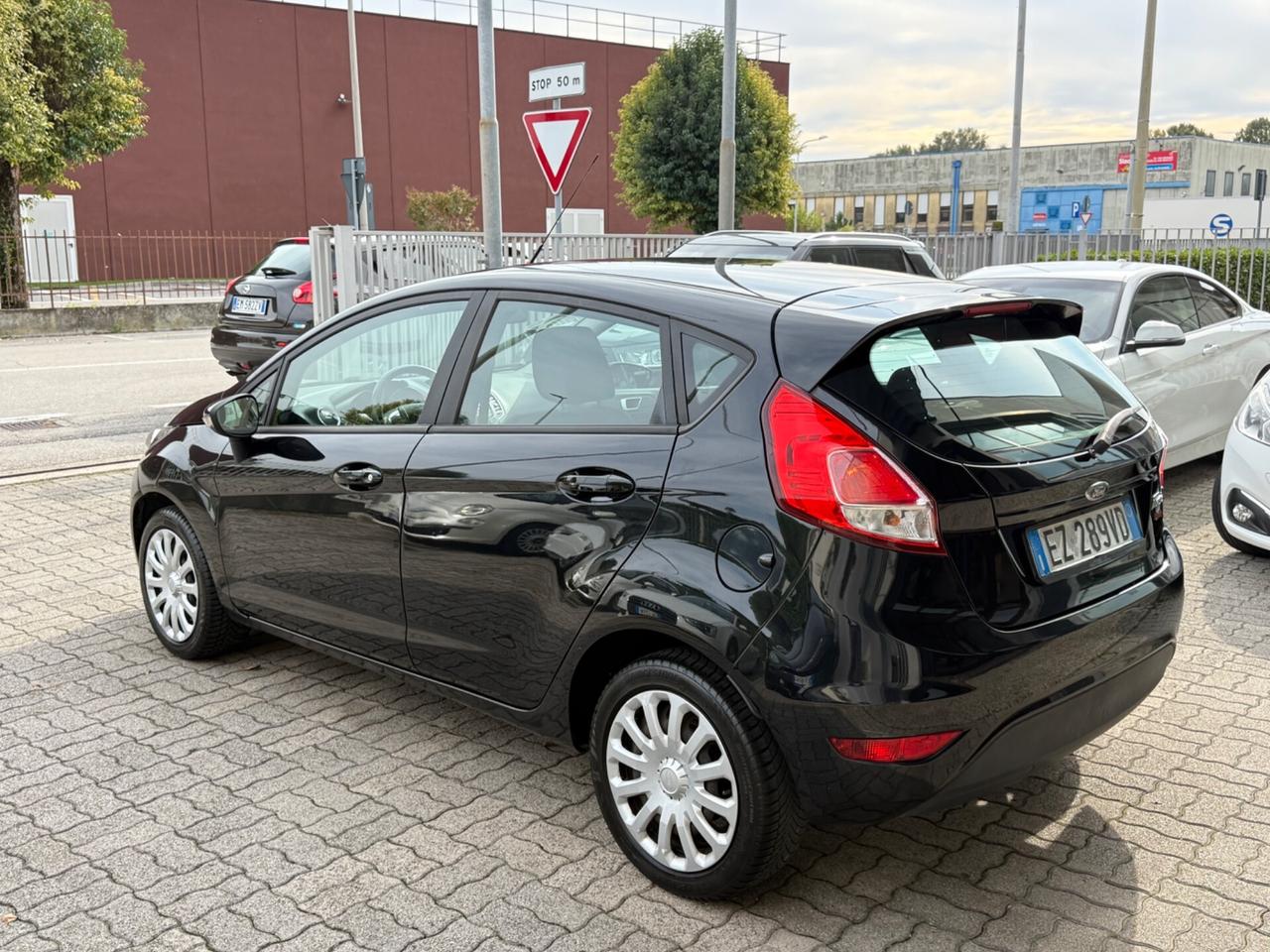Ford Fiesta 1.4 5 porte Bz.- GPL Black & White Edition