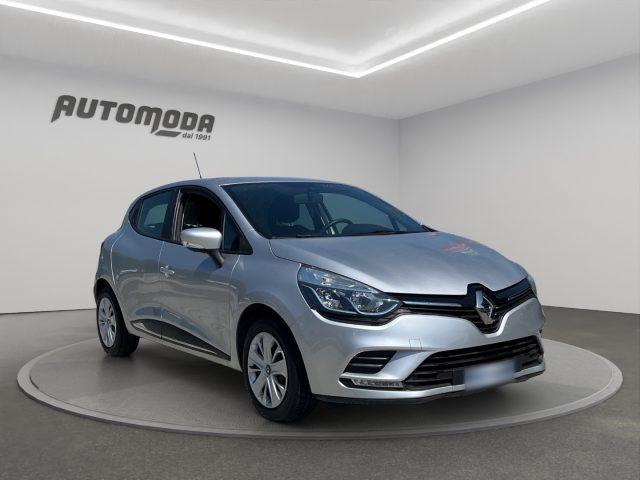 RENAULT Clio 75Cv 12 V Moschino life TCE