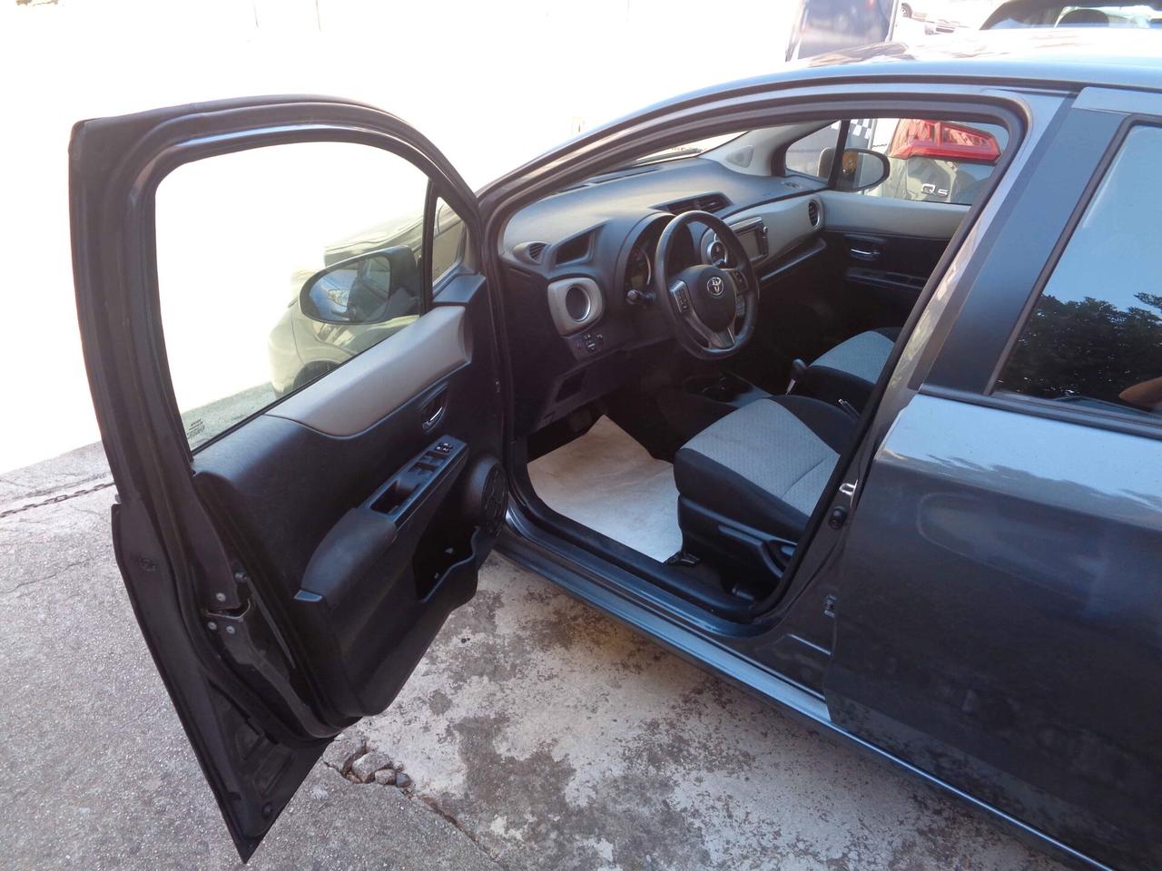 Toyota Yaris 1.4 D-4D Lounge M-MT (FINANZIABILE)