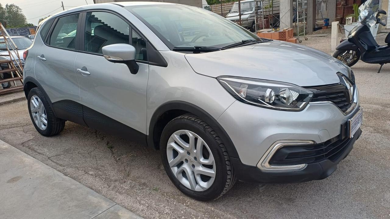 Renault Captur TCe 12V 90 CV Life 2019 SOLO 50MILA KM BENZINA