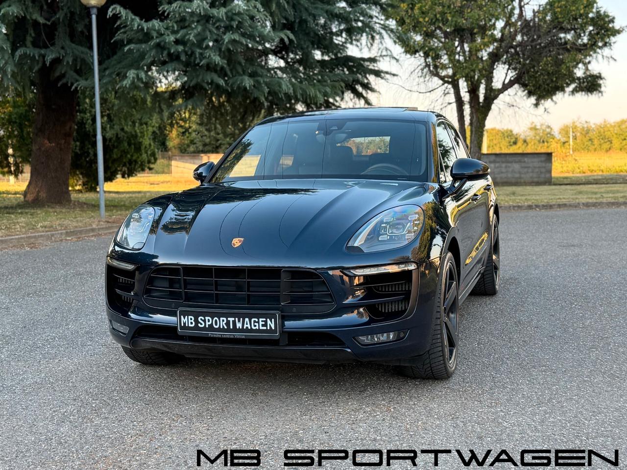 PORSCHE MACAN GTS - FULL SERVICE * TETTO* 21″ CHRONO - GARANZIA
