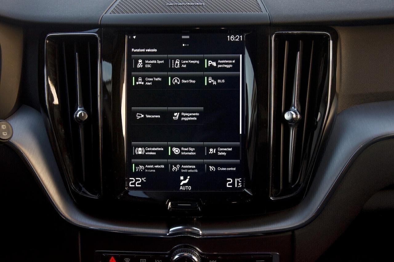 Volvo XC60 B4 Diesel 197cv Aut. Momentum Pro