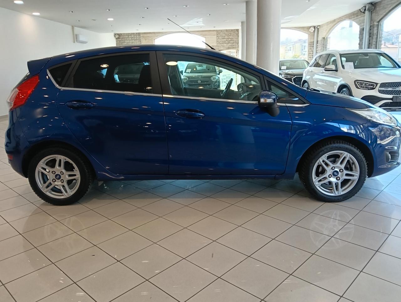 Ford Fiesta 1.5 TDCi 75CV 5 porte Titanium