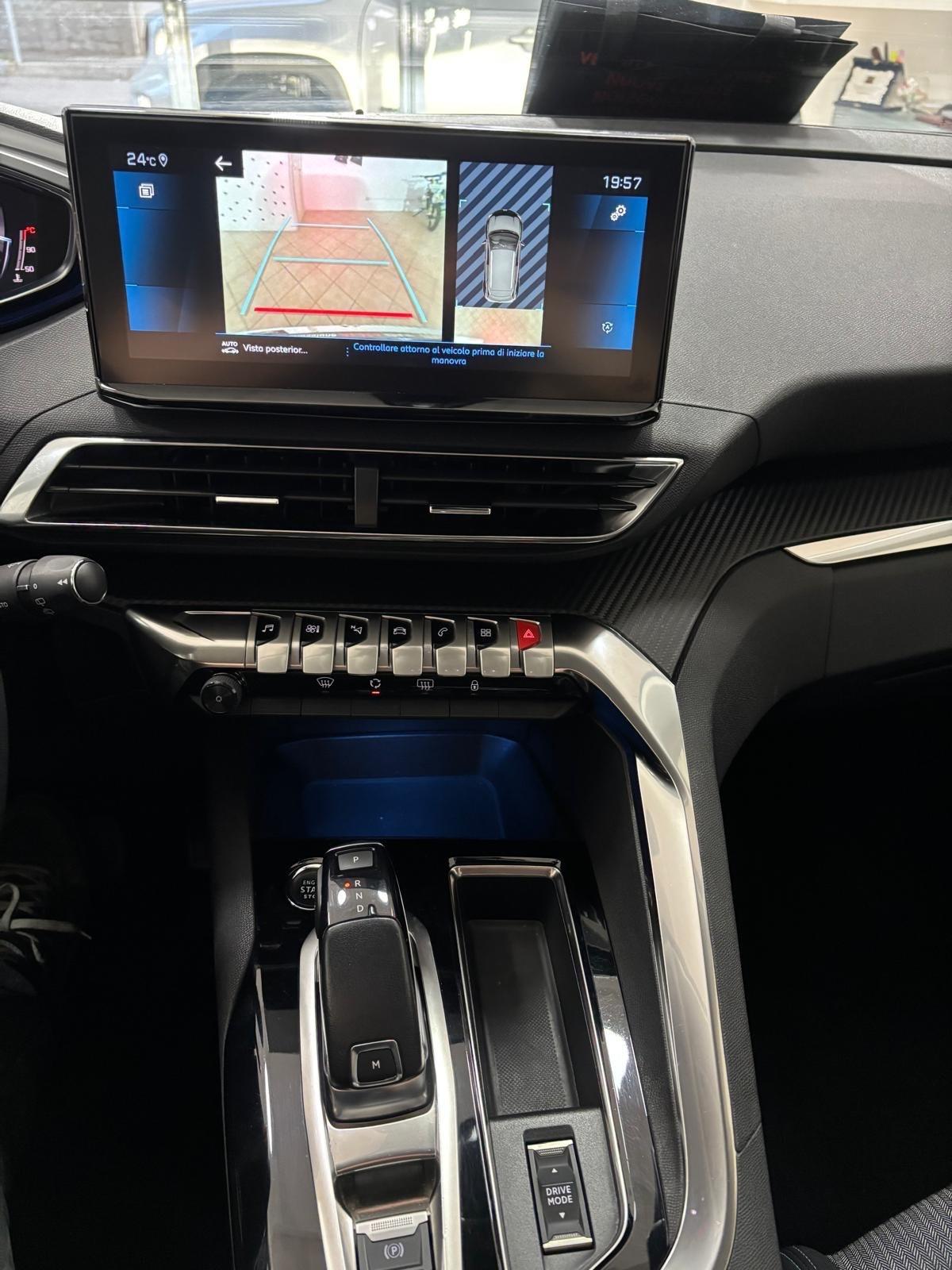 Peugeot 3008 BlueHDi 130 S&S EAT8 Allure
