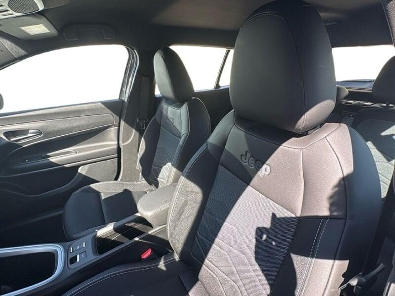 Jeep Avenger e-Hybrid Avenger Altitude 1.2 110cv Dct Mhev