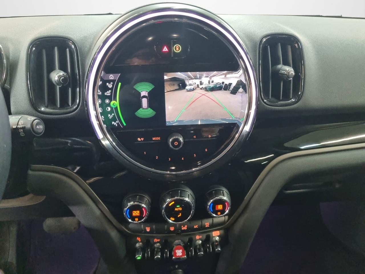 Mini Cooper SD Countryman Hype ALL4 Automatica