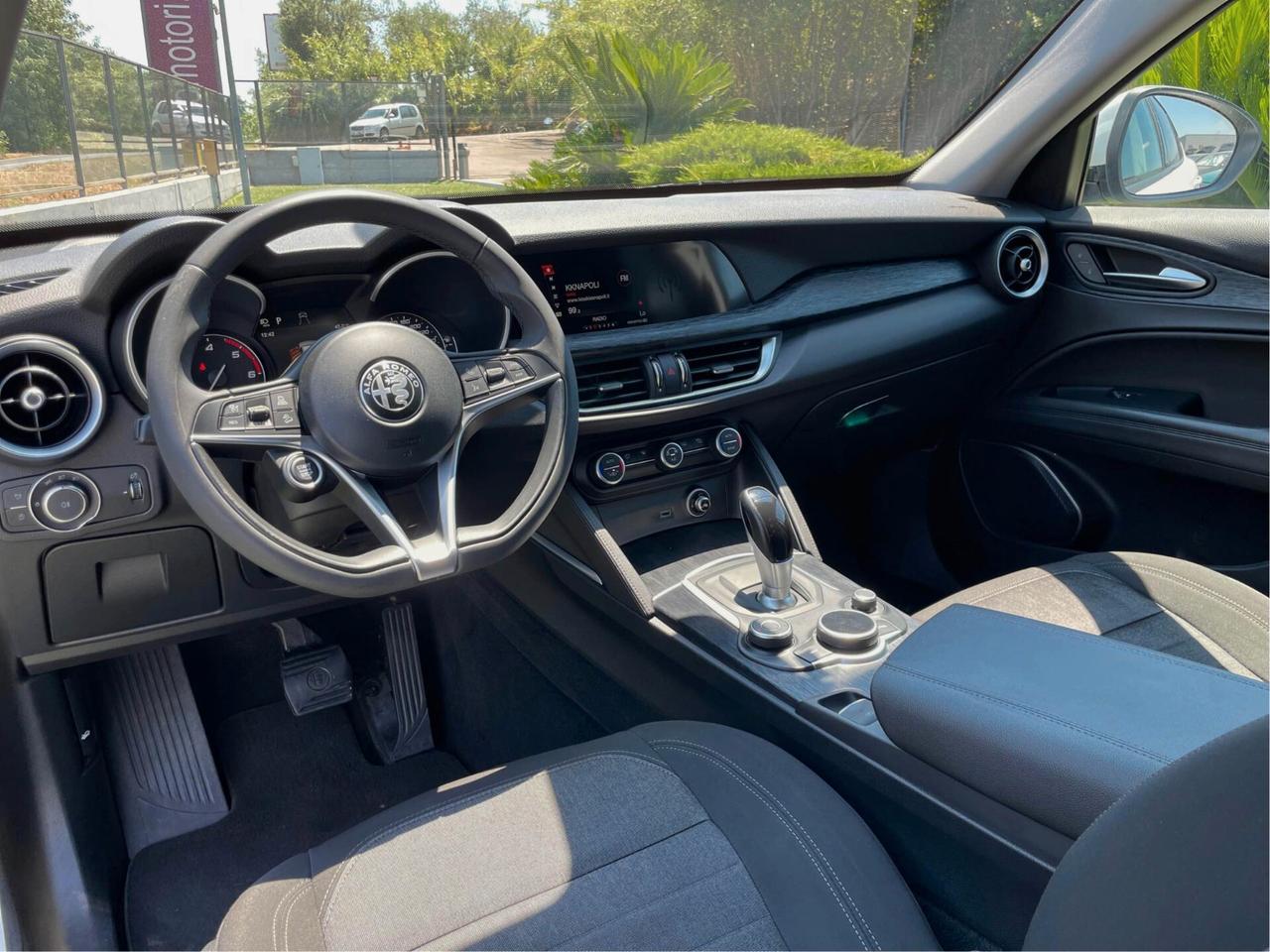 Alfa Romeo Stelvio 2.2 Turbodiesel 160 CV AT8 RWD Business