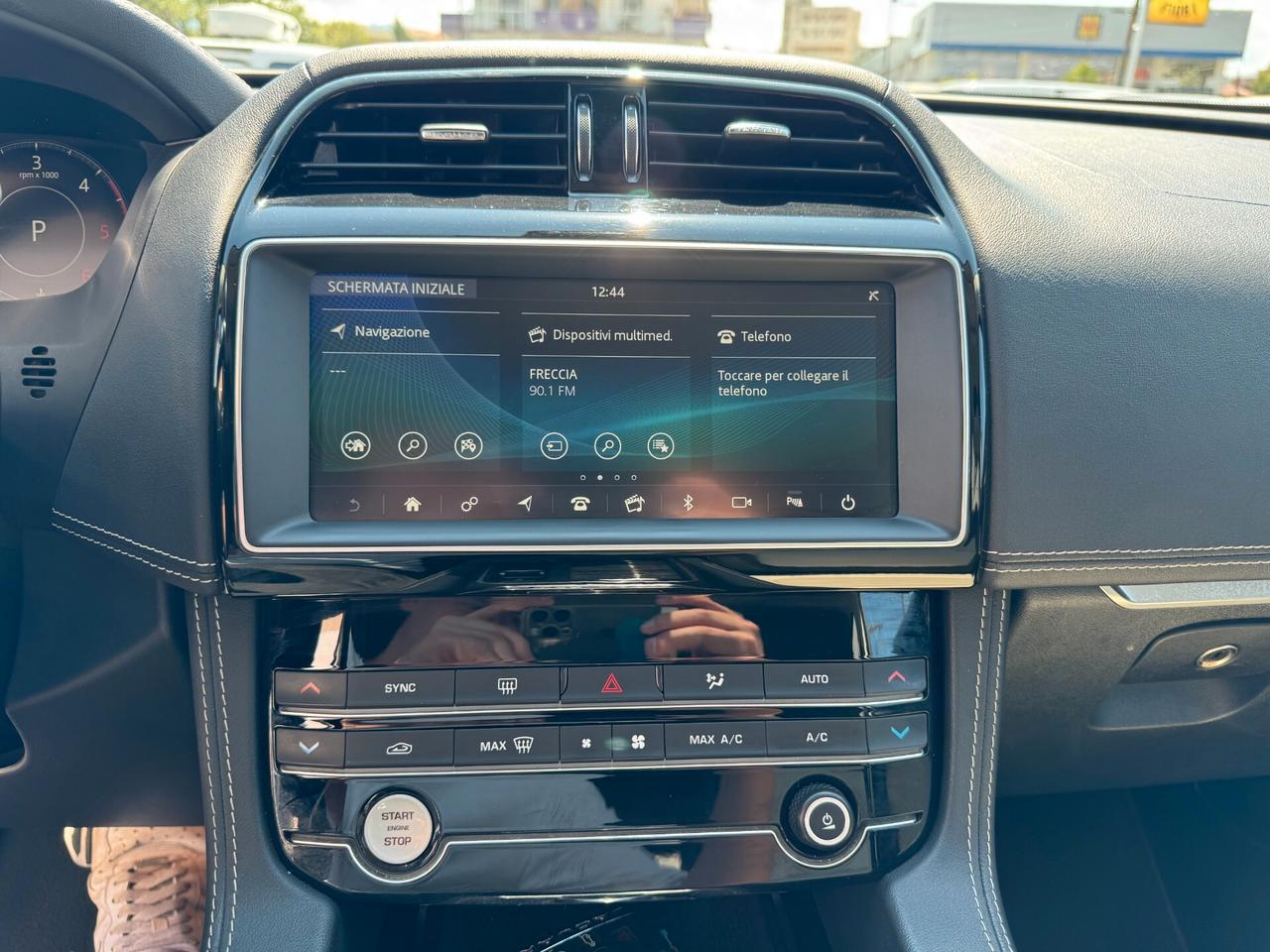 Jaguar F-Pace 2.0 D 180 CV AWD aut. R-Sport