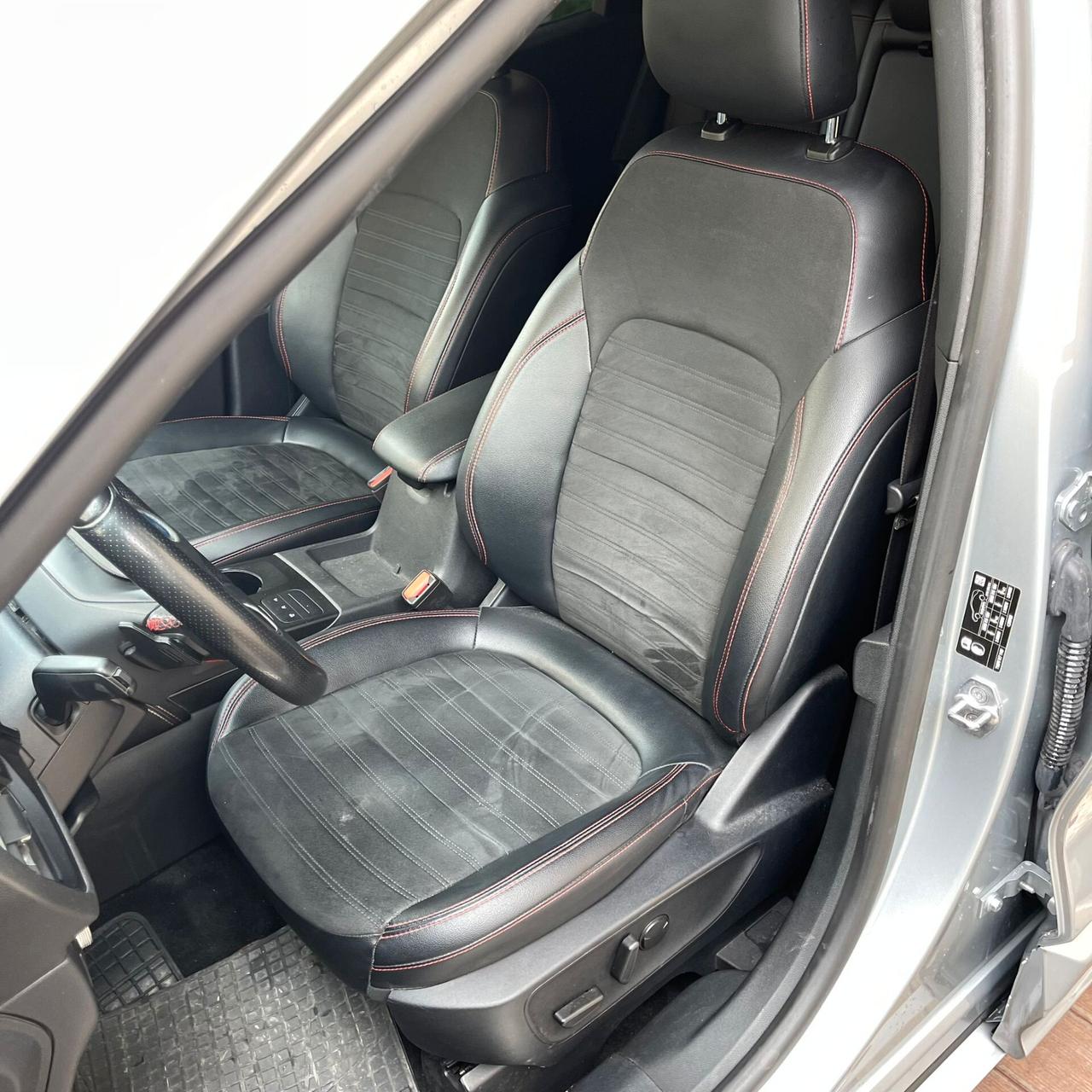 Ford Kuga 1.5 EcoBlue 120 CV aut. 2WD ST-Line