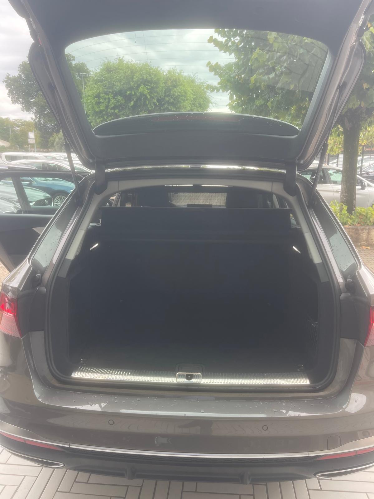 Audi A4 Avant 40 TDI S tronic line edition