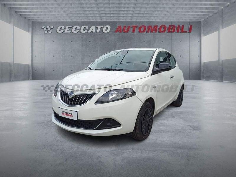 Lancia Ypsilon Ypsilon 1.0 firefly hybrid Silver s&s 70cv 5p.ti