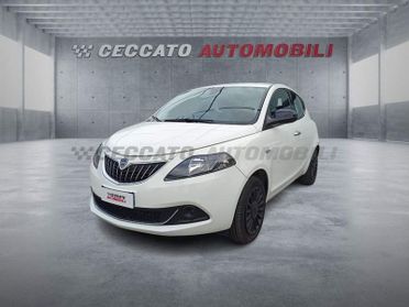 Lancia Ypsilon Ypsilon 1.0 firefly hybrid Silver s&s 70cv 5p.ti