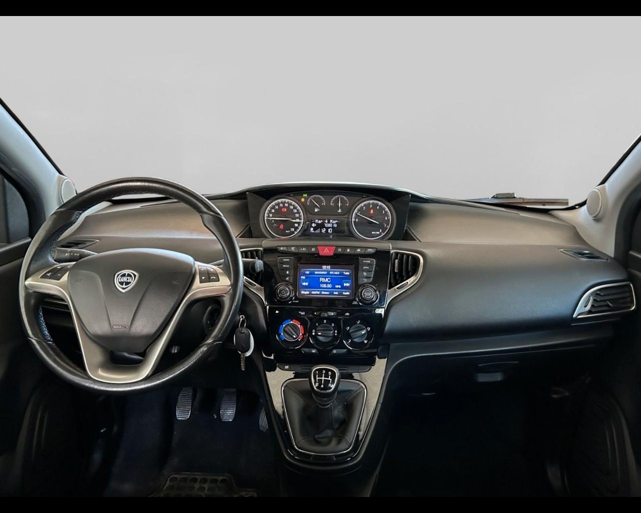 LANCIA Ypsilon III 2015 - Ypsilon 0.9 t.air Gold ecochic metano 80c