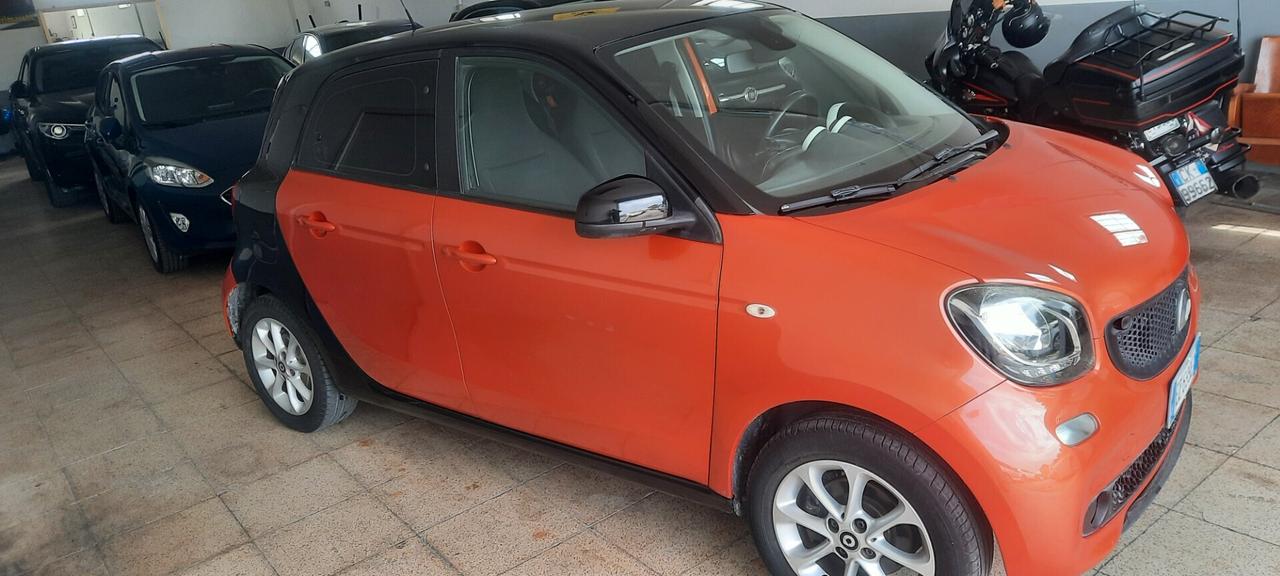Smart ForFour 70 1.0 Youngster