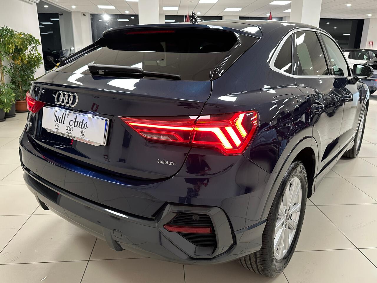 Audi Q3 SPB 35 TDI S tronic 150 CV Business Plus - 2019