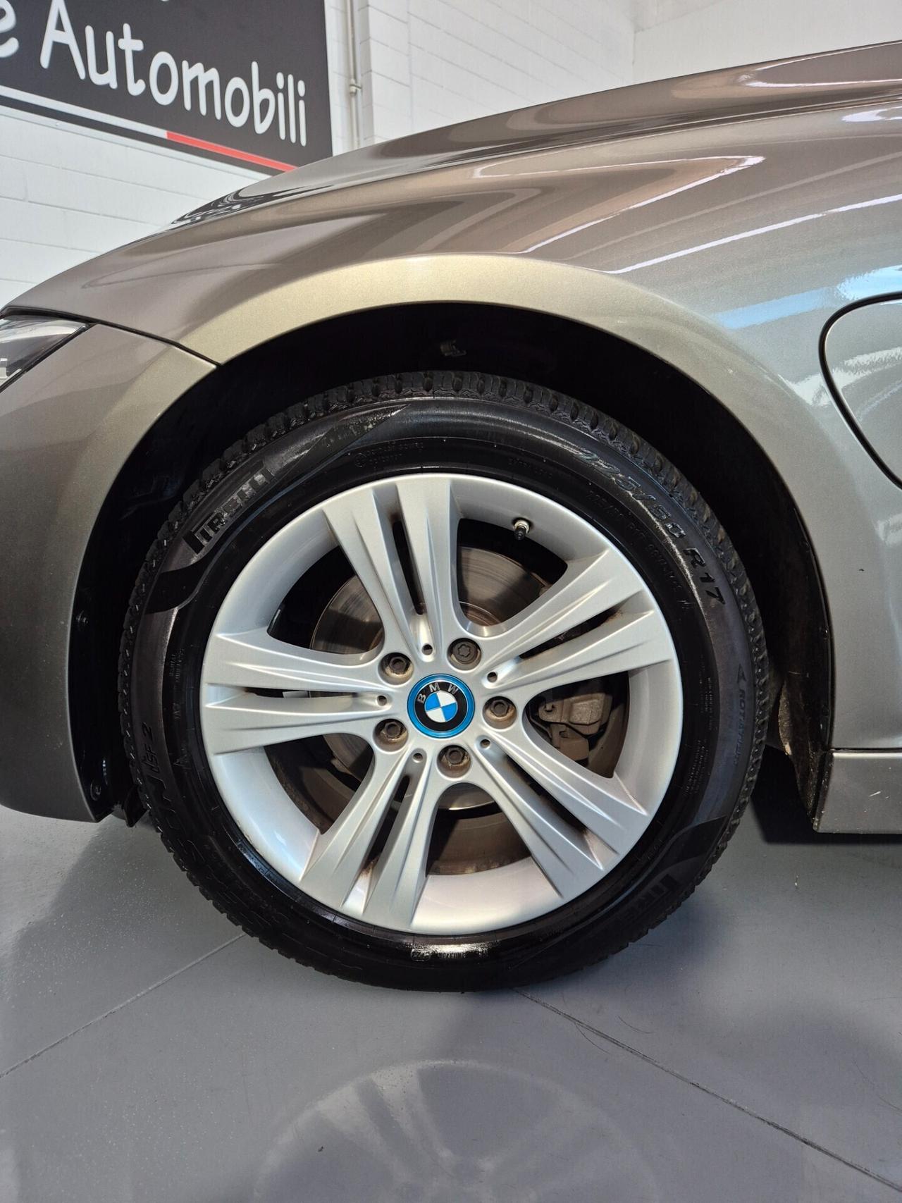 BMW 330e iPerformance Plug-in Hybrid Finanziabile Garanzi