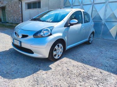 Toyota Aygo 1.0 12V VVT-i 5 porte NEOPATENTATI