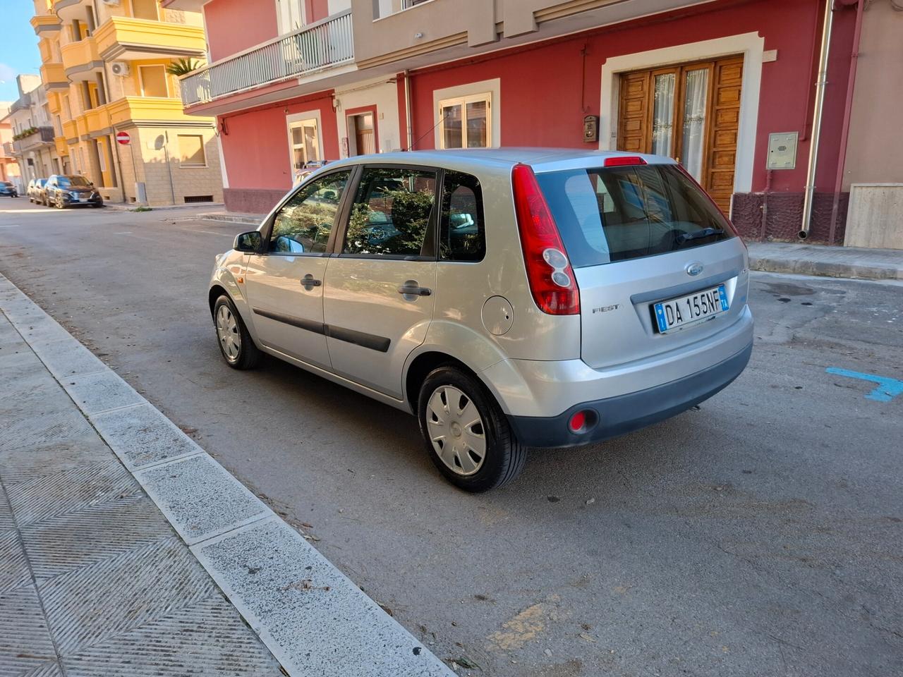 Ford Fiesta 1.4 TDCi 68cv 5 Porte