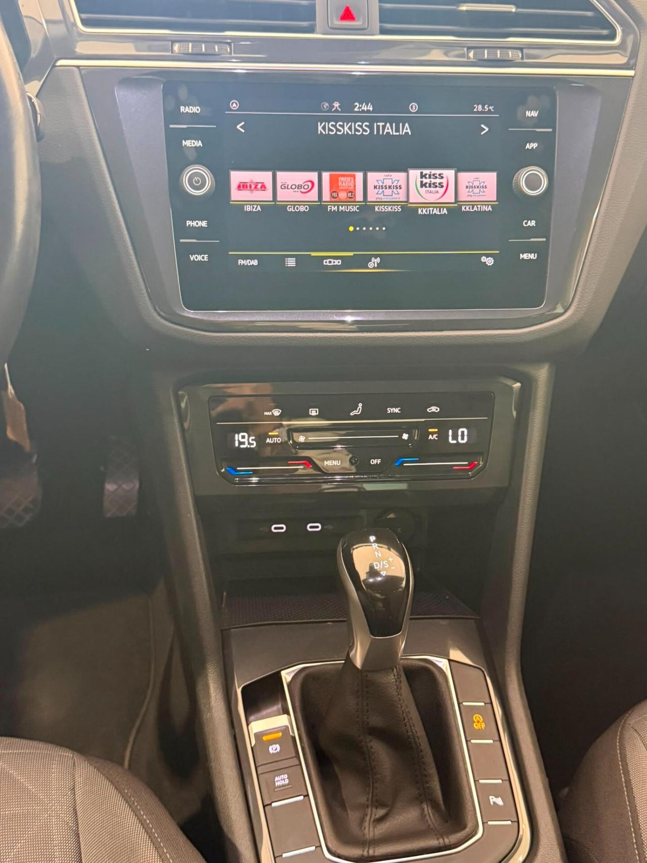 Volkswagen Tiguan 2.0 TDI 150CV SCR DSG R-Line AUTOMATICA
