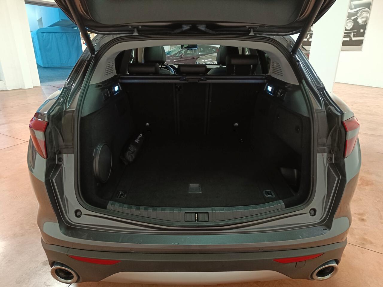Alfa Romeo Stelvio 2.2 Turbodiesel 190 CV AT8 Q4 Super. TETTO PANORAMICO