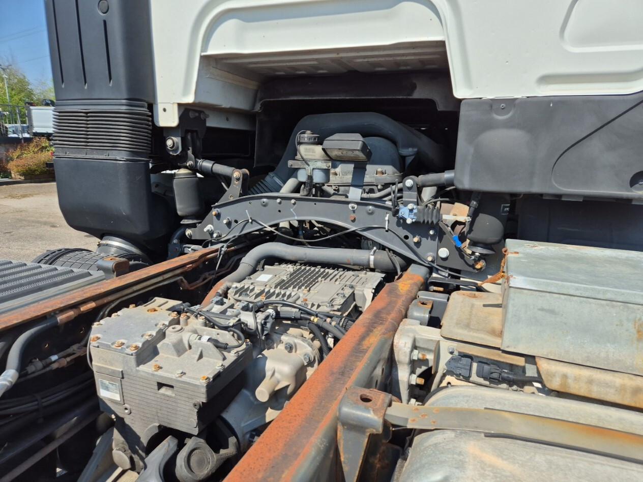 RENAULT PREMIUM 460.32 DXI autotelaio assi 1+3