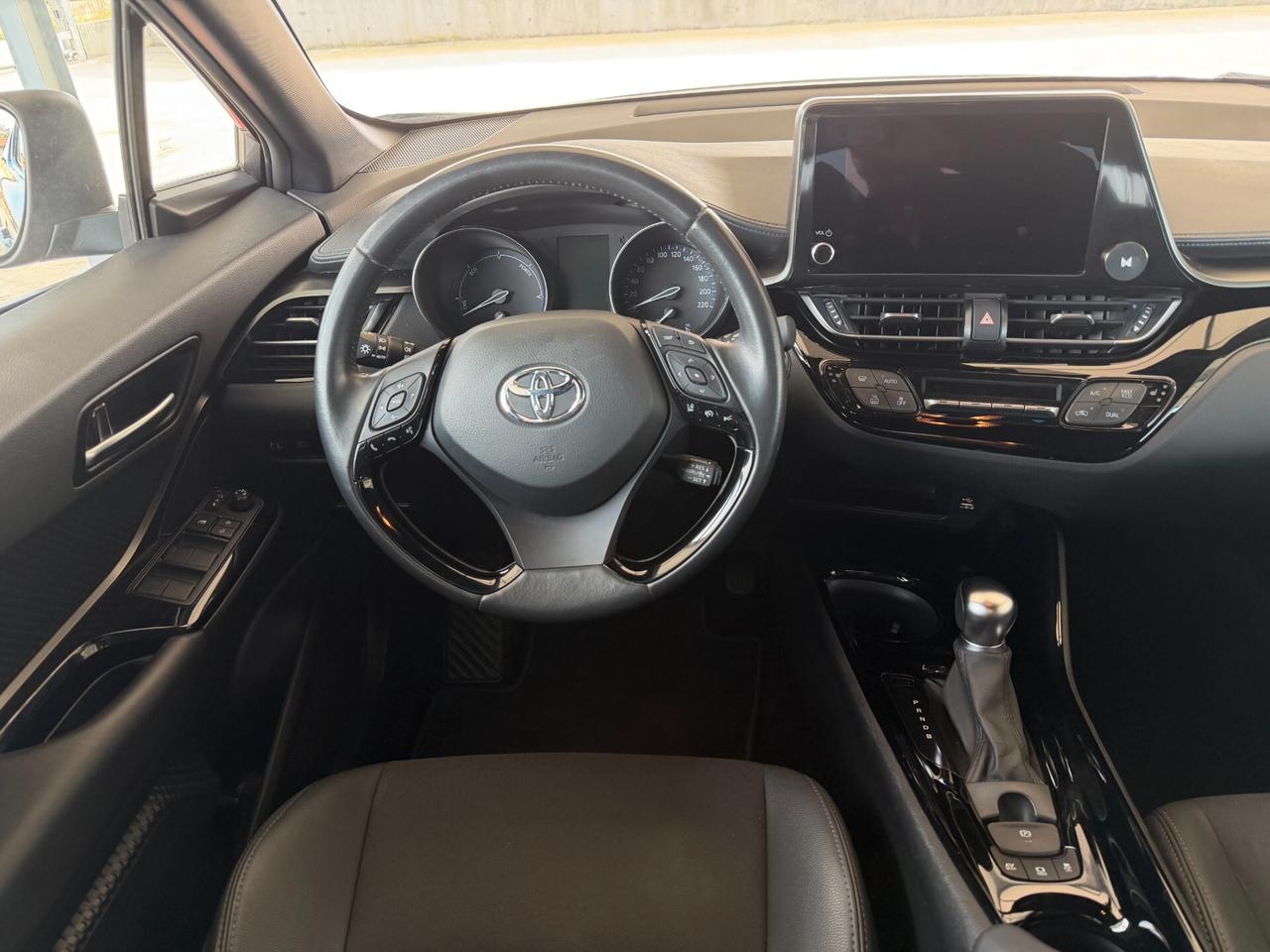 Toyota C-HR 1.8 Hybrid E-CVT