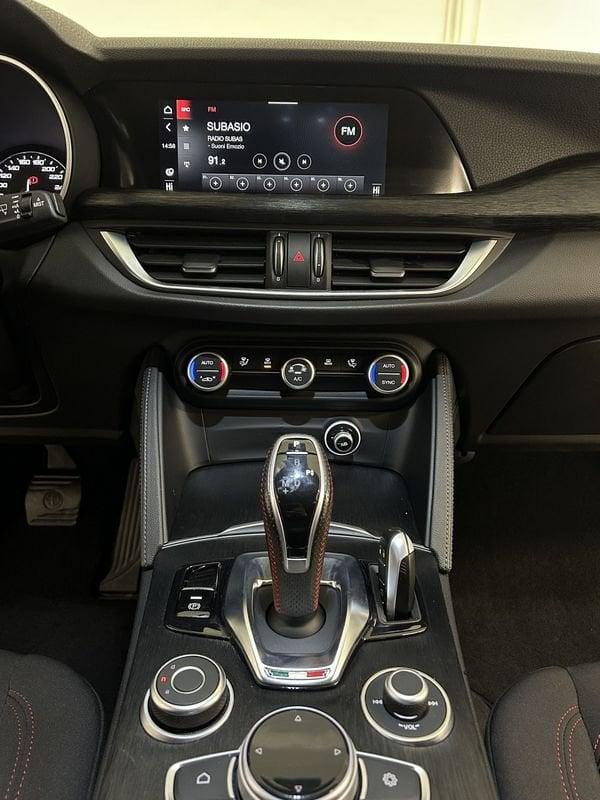 Alfa Romeo Stelvio 2.2 Turbodiesel 160 CV AT8 RWD Super