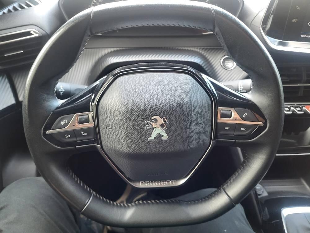 Peugeot 2008 BlueHDi 110 S&S Allure 05/2021UNIP